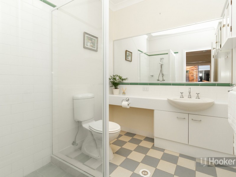 23 Banksia Circuit, Forest Lake QLD 4078