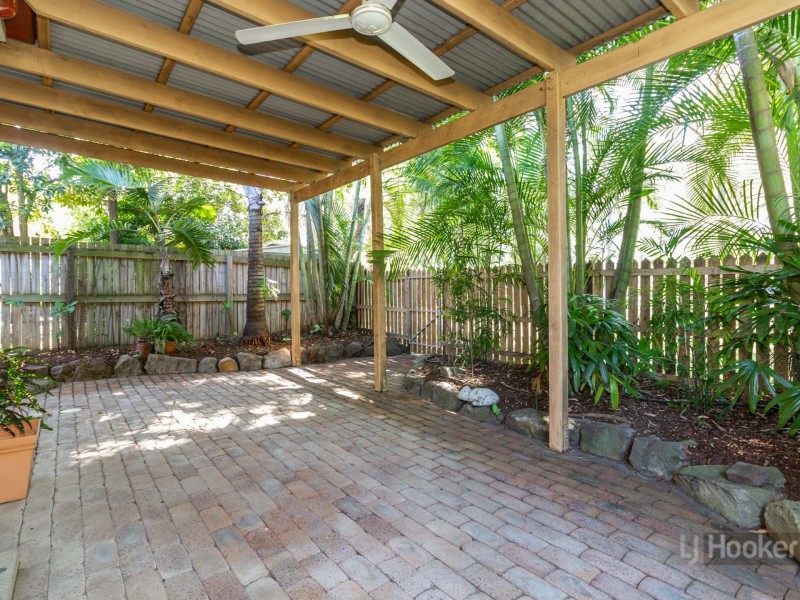 23 Banksia Circuit, Forest Lake QLD 4078