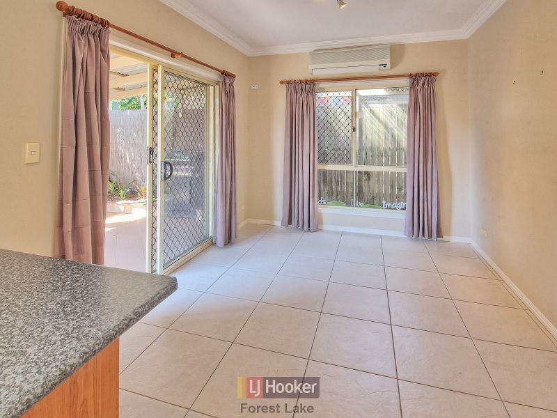 6 Moran Crescent, Forest Lake QLD 4078