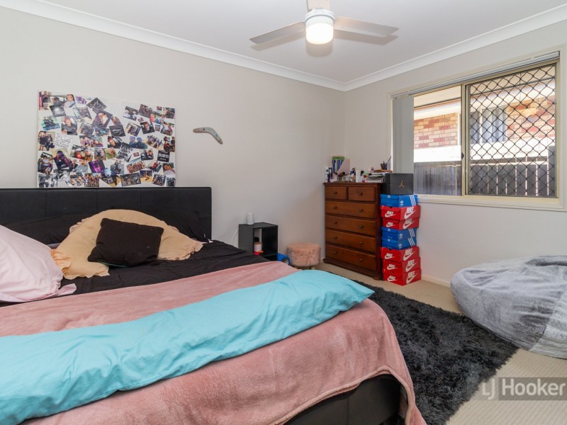 13 Goldeneye Place, Forest Lake QLD 4078