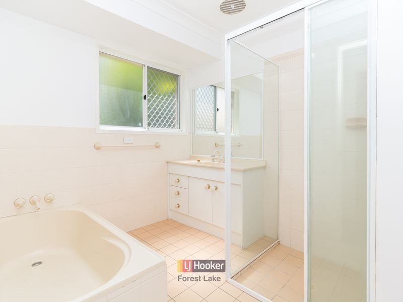 3 Cedar Close, Forest Lake QLD 4078