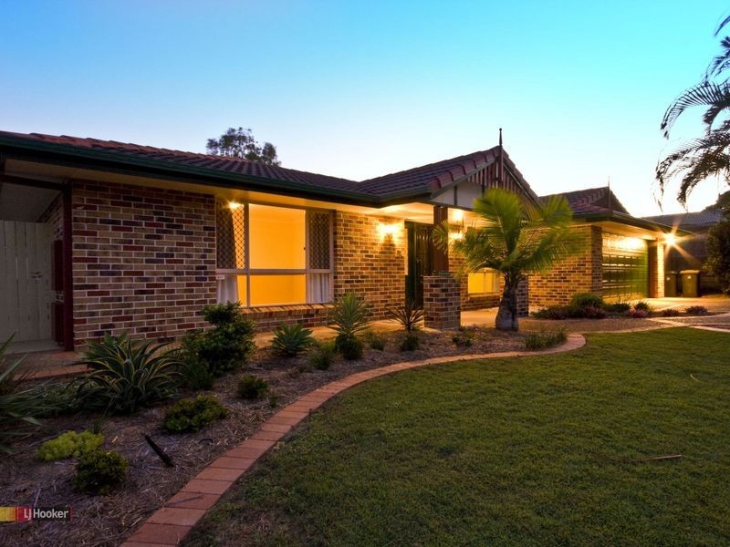 5 Scarlet Place, Forest Lake QLD 4078