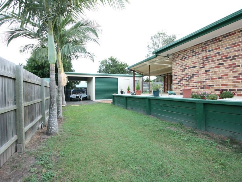 5 Scarlet Place, Forest Lake QLD 4078