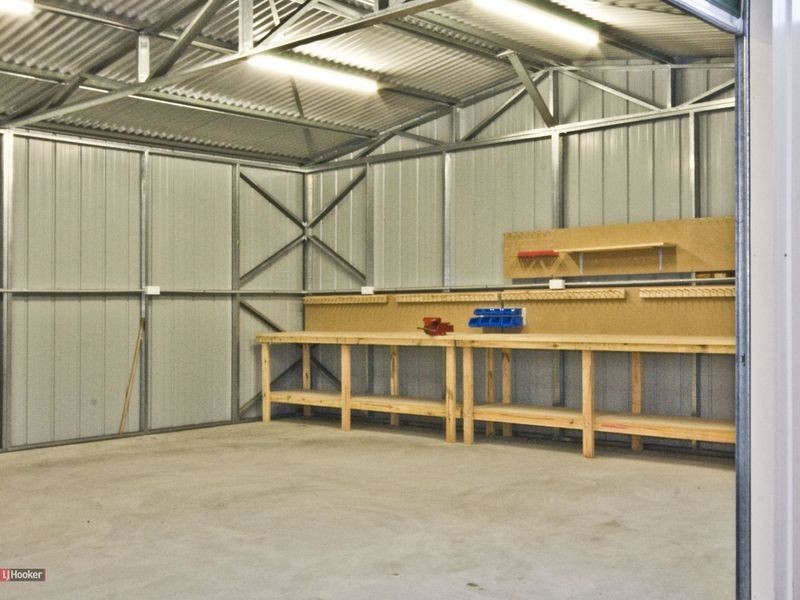 5 Scarlet Place, Forest Lake QLD 4078