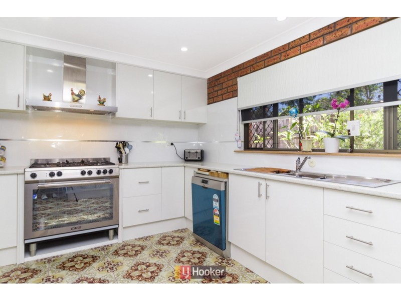 6 Rayners Place, Boronia Heights QLD 4124