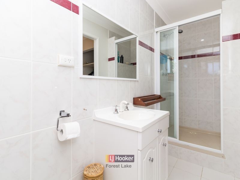 6 Rayners Place, Boronia Heights QLD 4124