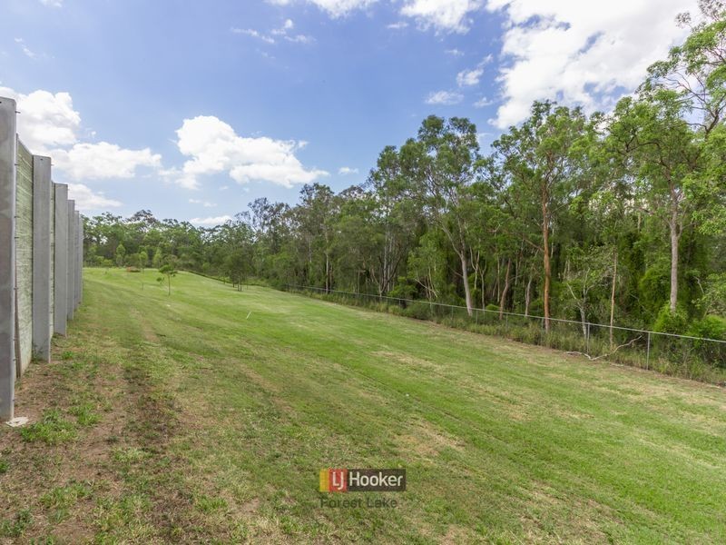 120 Falkland Street East, Heathwood QLD 4110