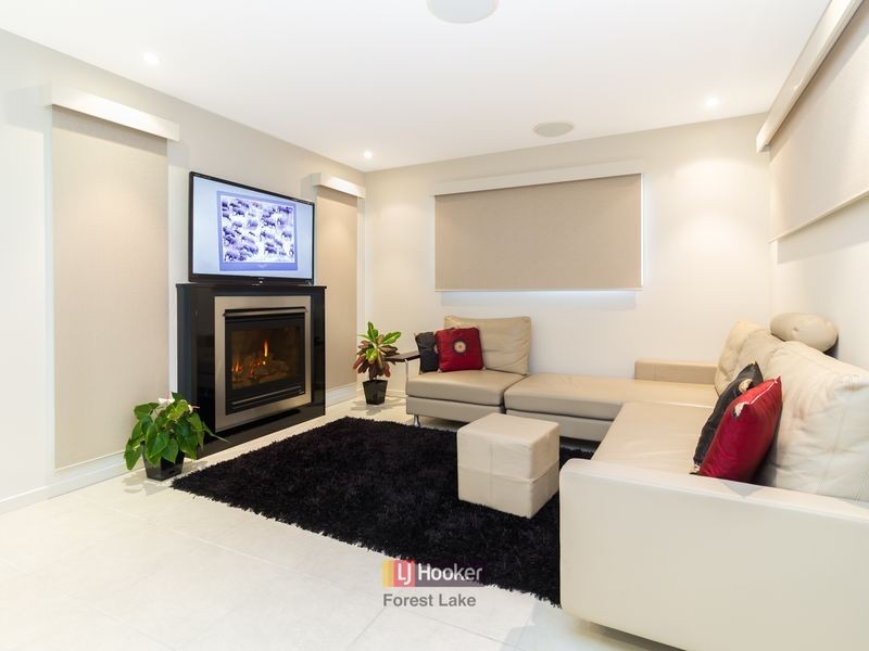 10 Armisfield Street, Doolandella QLD 4077