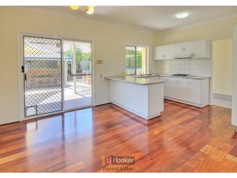 18 Amara Crescent, Forest Lake QLD 4078