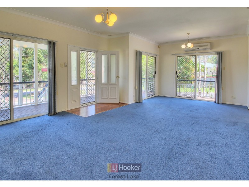 18 Amara Crescent, Forest Lake QLD 4078