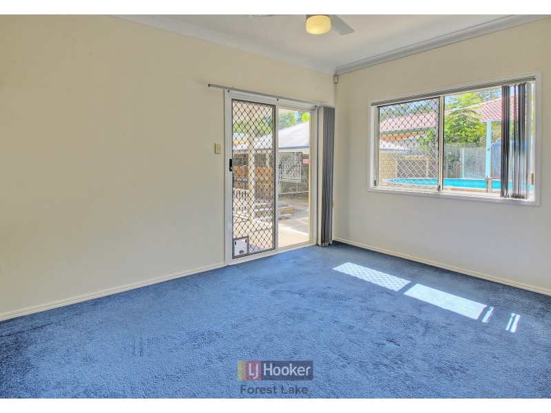 18 Amara Crescent, Forest Lake QLD 4078