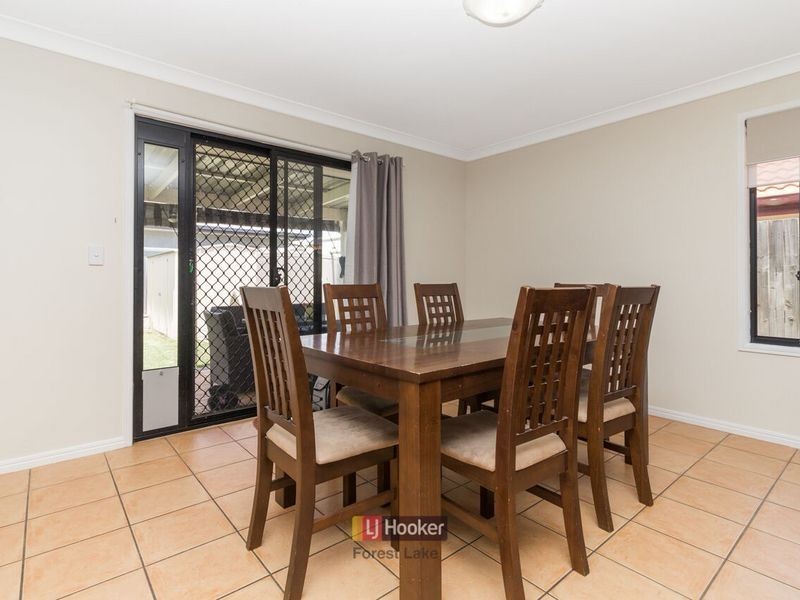 20 Robson Street, Forest Lake QLD 4078