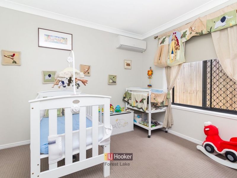 20 Robson Street, Forest Lake QLD 4078