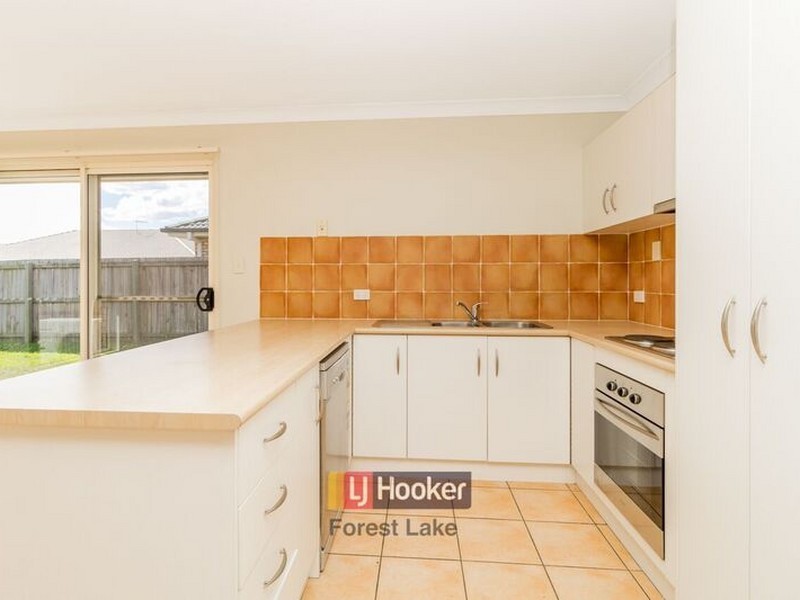 27 Higgins Street, Collingwood Park QLD 4301