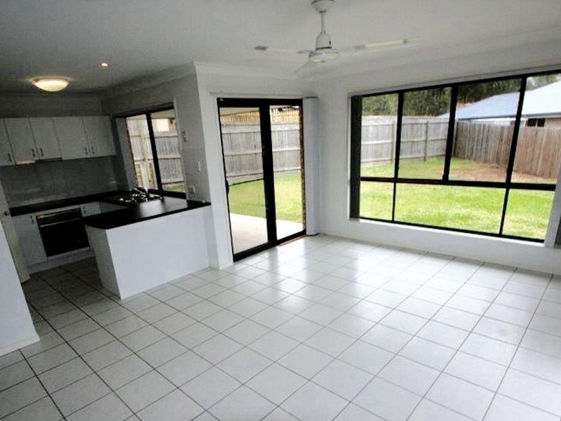 6 Deborah Drive, Collingwood Park QLD 4301