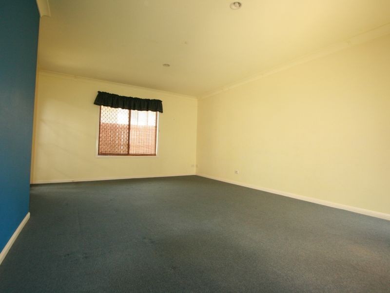 113 Jubilee Avenue, Forest Lake QLD 4078