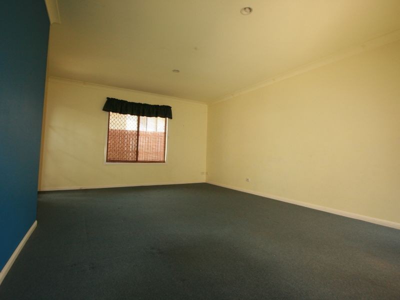 113 Jubilee Avenue, Forest Lake QLD 4078