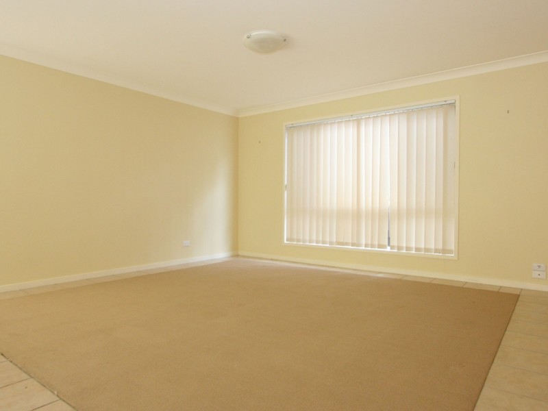 40 Paton Crescent, Forest Lake QLD 4078