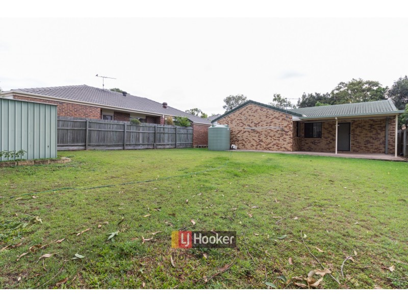 42 Serrata Circuit, Forest Lake QLD 4078
