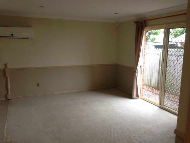 6 Cook Street, Forest Lake QLD 4078