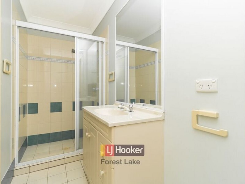 85 Alexandrina Circuit, Forest Lake QLD 4078