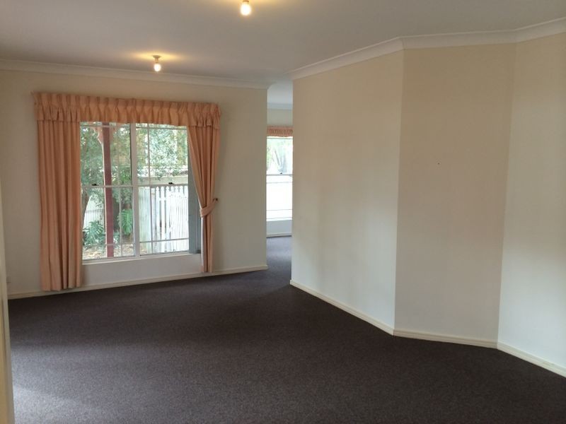 9 Glengyle Place, Forest Lake QLD 4078