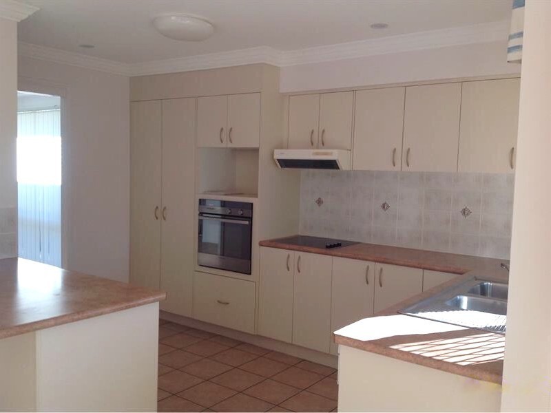 10 Cooroy Street, Forest Lake QLD 4078