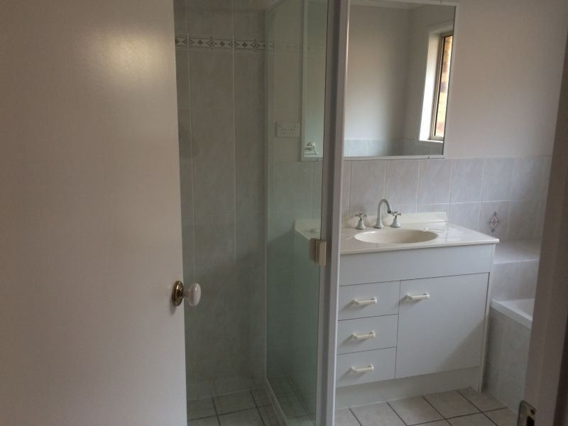 10 Cooroy Street, Forest Lake QLD 4078