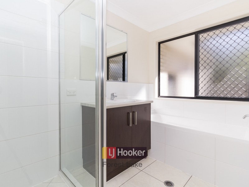 29 Honeypot Avenue, Springfield Lakes QLD 4300