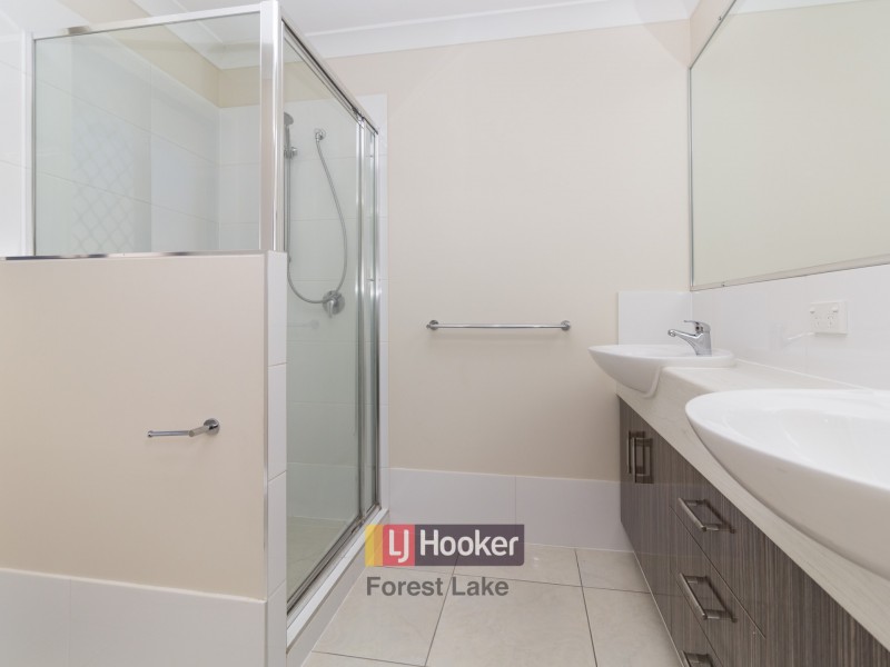 29 Honeypot Avenue, Springfield Lakes QLD 4300