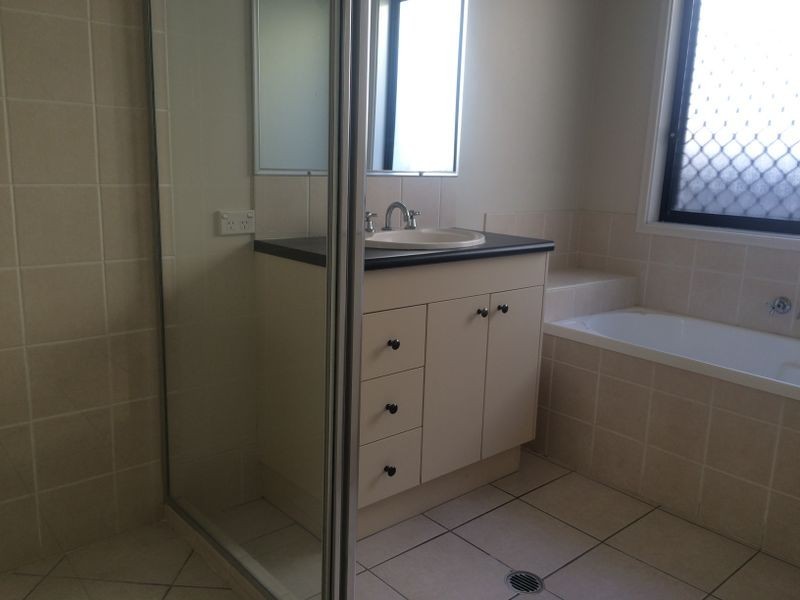 10 Belmore Crescent, Forest Lake QLD 4078