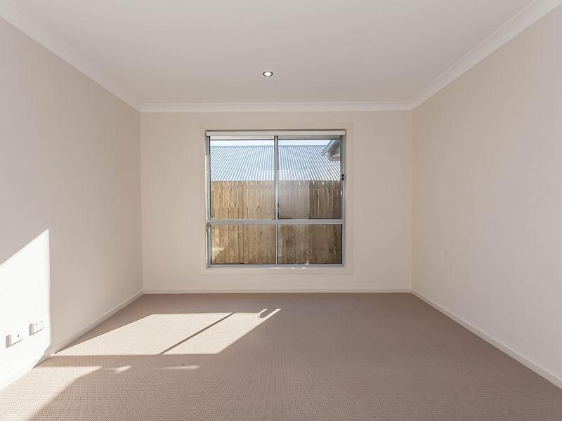 16 The Avenue, Heathwood QLD 4110