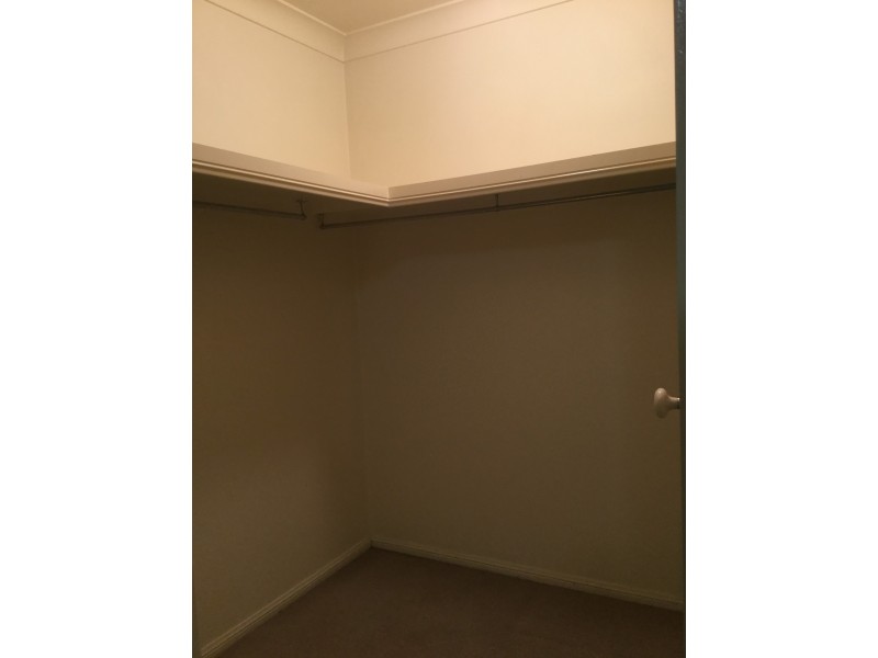 38 Birkenhead Crescent, Forest Lake QLD 4078