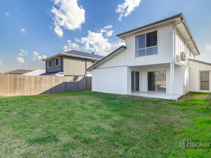 8 Kent Street, Heathwood QLD 4110