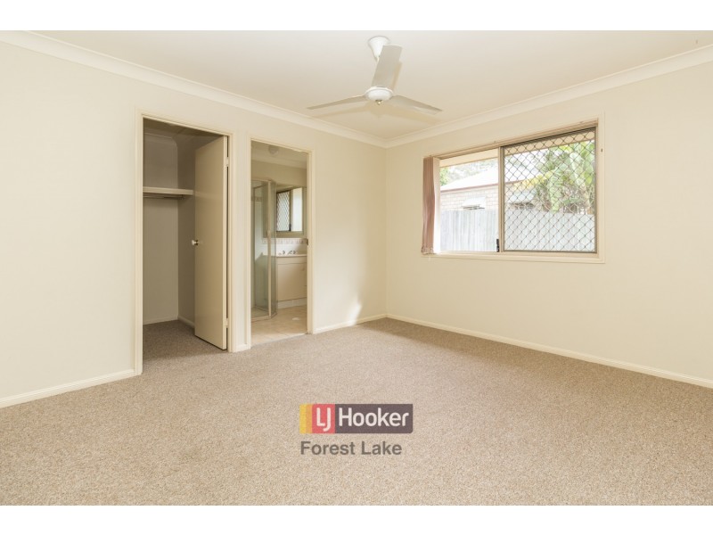 2 Selwyn Close, Forest Lake QLD 4078