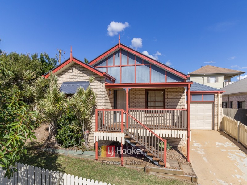 11 Glen Echo Street, Springfield Lakes QLD 4300