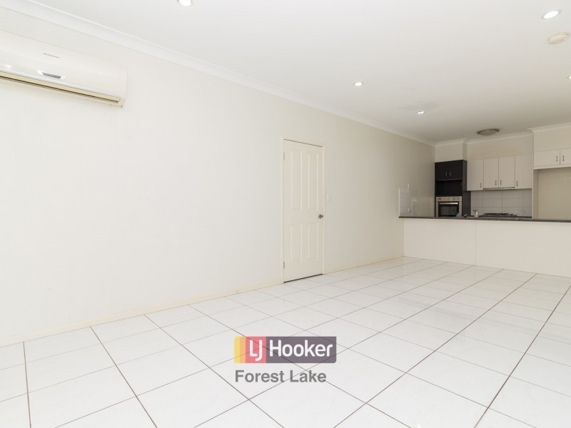 11 Glen Echo Street, Springfield Lakes QLD 4300