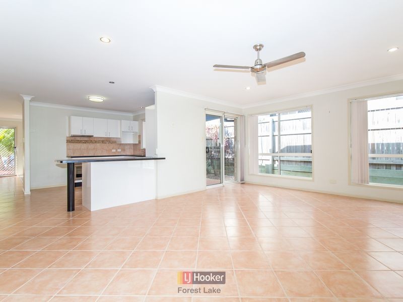 21 Hinchinbrook Circuit, Forest Lake QLD 4078
