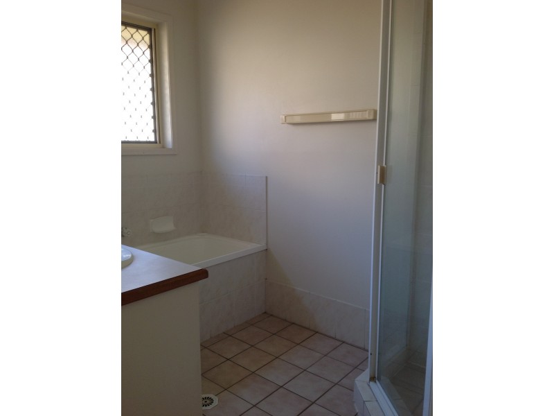 27 Acorn Circuit, Forest Lake QLD 4078