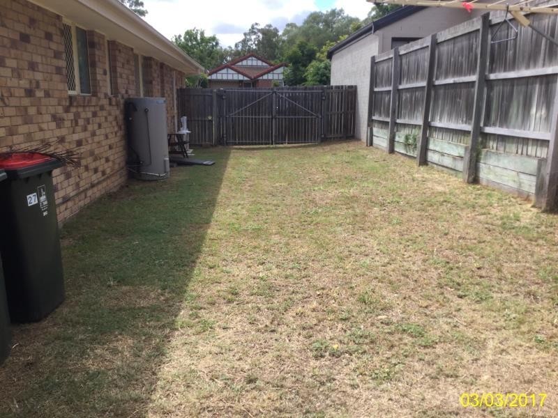 27 Acorn Circuit, Forest Lake QLD 4078