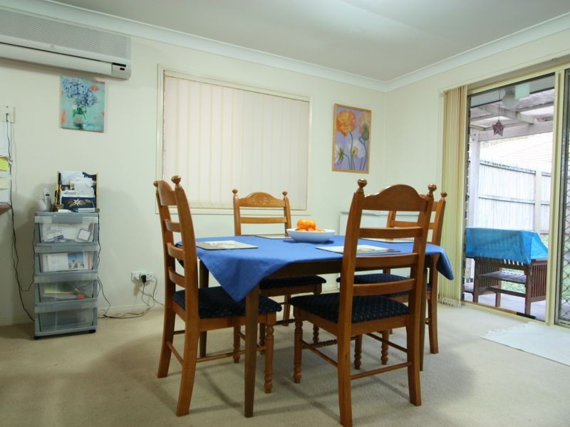 3 Paterson Place, Forest Lake QLD 4078
