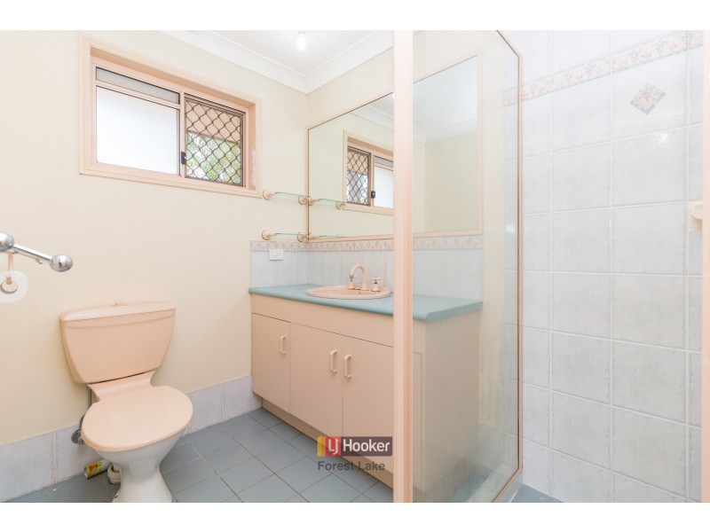 17 Cobaki Place, Forest Lake QLD 4078