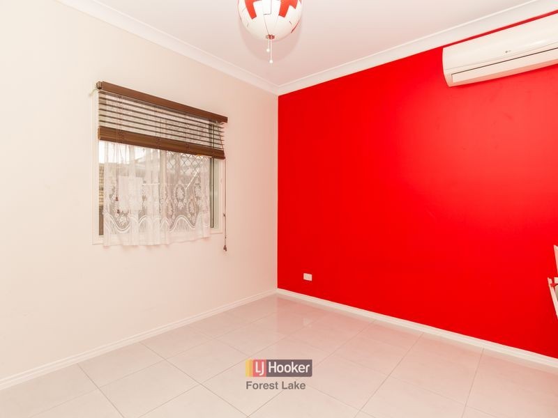 22 Thanbarran Place, Inala QLD 4077