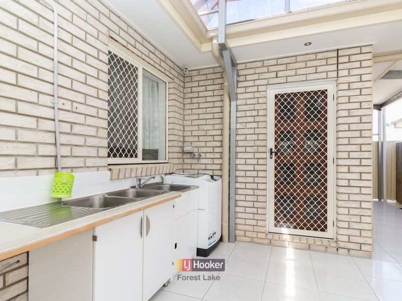 22 Thanbarran Place, Inala QLD 4077