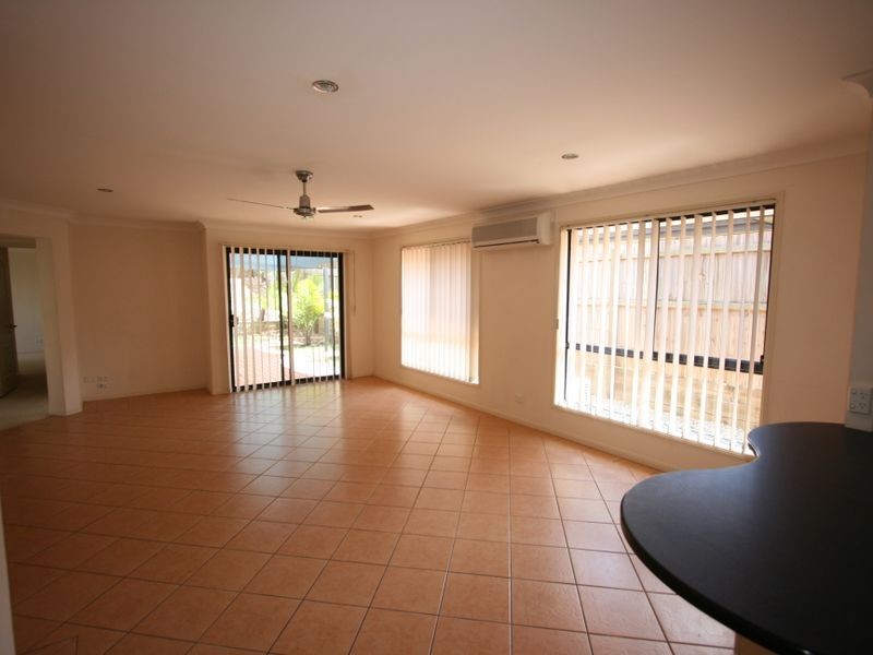 13 Ashton Way, Forest Lake QLD 4078