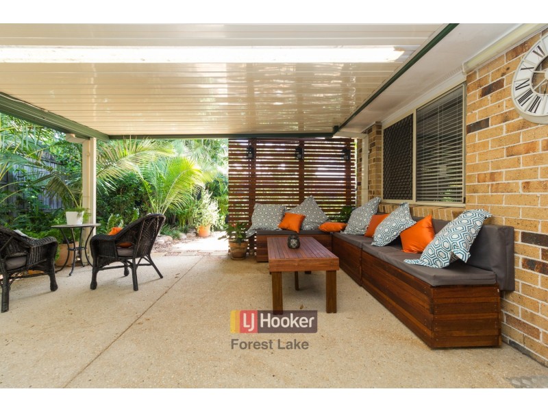 17 Pendula Circuit, Forest Lake QLD 4078