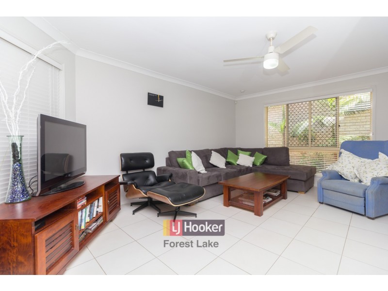 17 Pendula Circuit, Forest Lake QLD 4078
