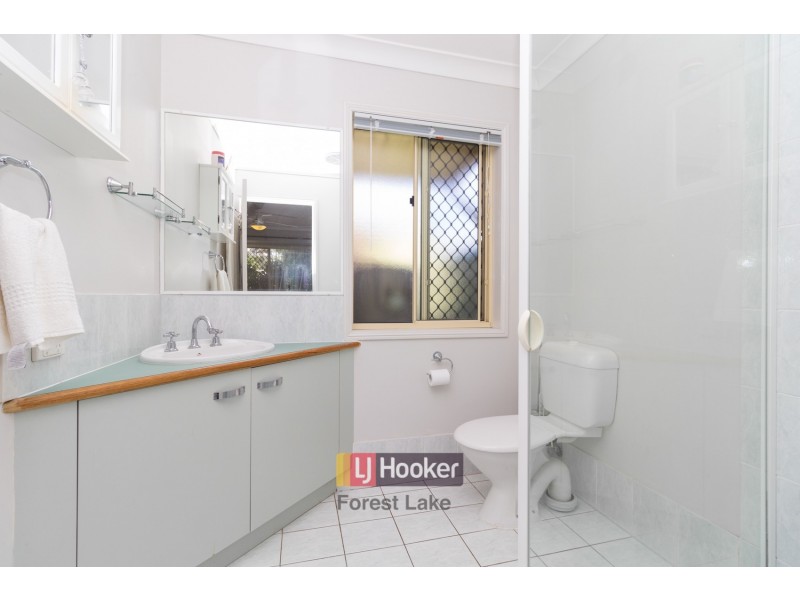 17 Pendula Circuit, Forest Lake QLD 4078