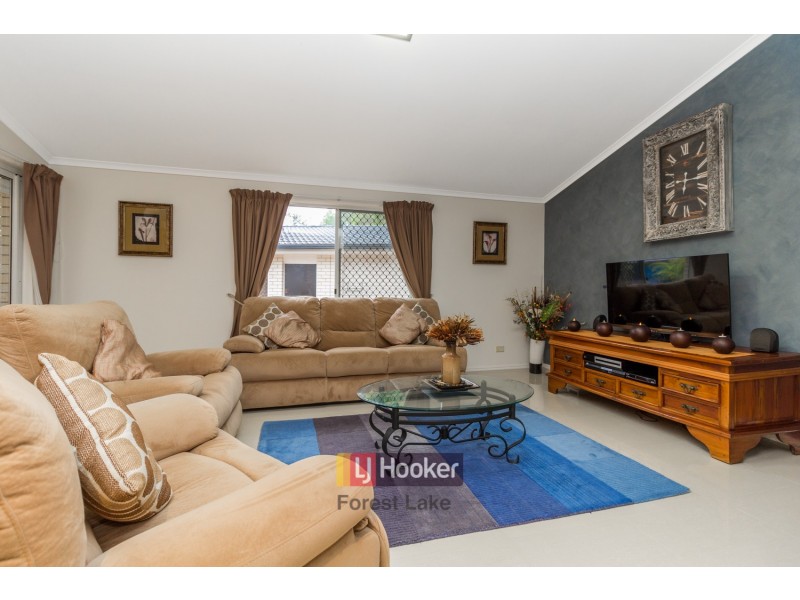 10 Tamborine Place, Forest Lake QLD 4078