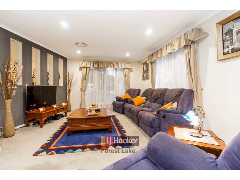 10 Tamborine Place, Forest Lake QLD 4078